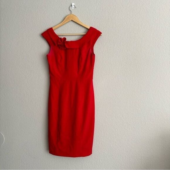 Calvin Klein Sheath Dress Womens Size 2 Red Rosette Accent Sleeveless Lined - Picture 2 of 12